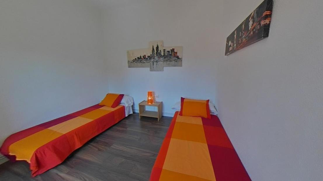 Near Clot & Sagrada Familia Apartment Barcelona Exterior foto